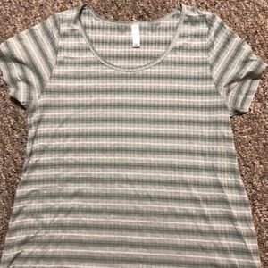 LulaRoe Classic T